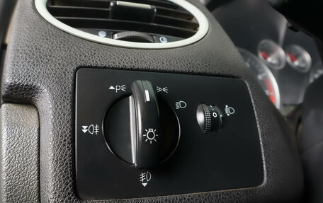 Ford Focus II рестайлинг, 2006 год, 349 000 рублей, 18 фотография