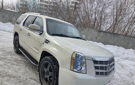 Cadillac Escalade III, 2013 год, 2 290 000 рублей, 2 фотография