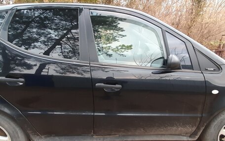 Mercedes-Benz A-Класс, 2000 год, 280 000 рублей, 1 фотография