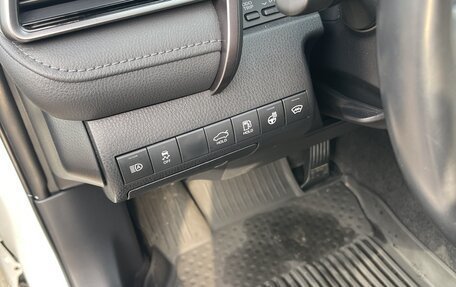 Toyota Camry, 2021 год, 3 700 000 рублей, 8 фотография