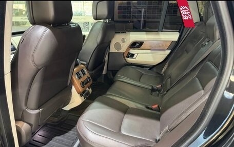 Land Rover Range Rover IV рестайлинг, 2018 год, 5 890 000 рублей, 5 фотография