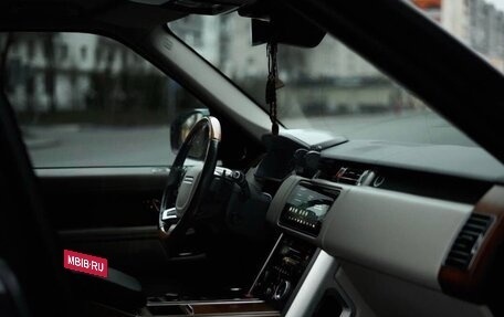 Land Rover Range Rover IV рестайлинг, 2018 год, 5 890 000 рублей, 9 фотография