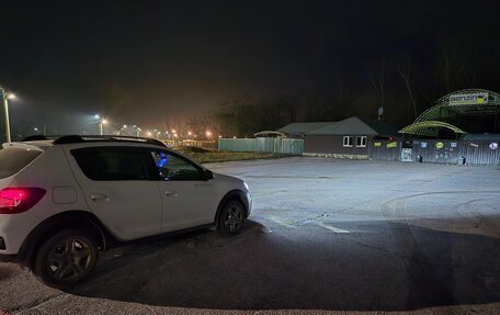 Renault Sandero II рестайлинг, 2020 год, 1 230 000 рублей, 2 фотография