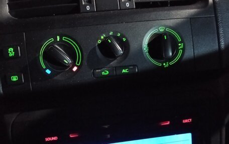 Skoda Fabia II, 2013 год, 695 000 рублей, 3 фотография