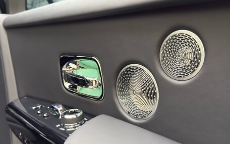 Rolls-Royce Phantom VIII, 2023 год, 69 900 000 рублей, 32 фотография