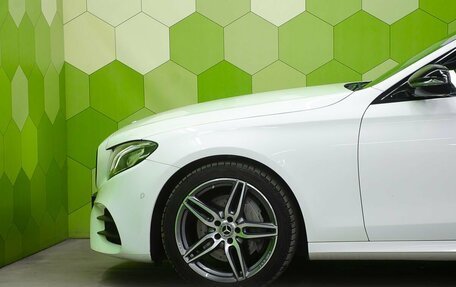 Mercedes-Benz E-Класс, 2019 год, 3 449 000 рублей, 9 фотография