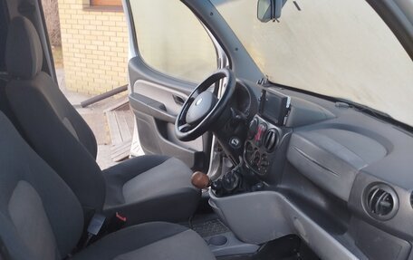 Fiat Doblo I, 2011 год, 550 000 рублей, 10 фотография