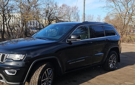 Jeep Grand Cherokee, 2017 год, 3 930 000 рублей, 4 фотография