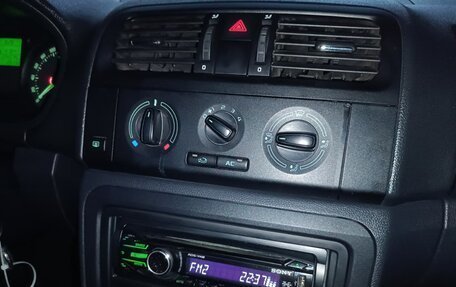 Skoda Fabia II, 2011 год, 495 000 рублей, 17 фотография