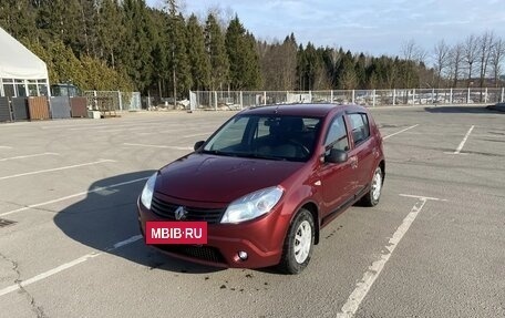 Renault Sandero I, 2013 год, 650 000 рублей, 4 фотография