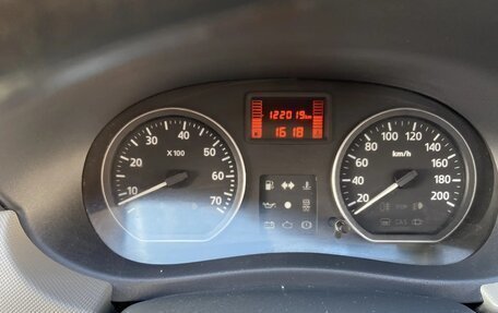 Renault Sandero I, 2013 год, 650 000 рублей, 17 фотография