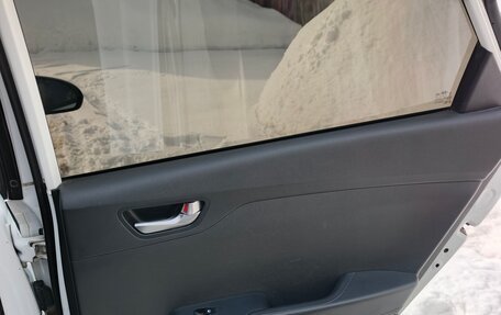 Hyundai Solaris II рестайлинг, 2020 год, 1 300 000 рублей, 17 фотография