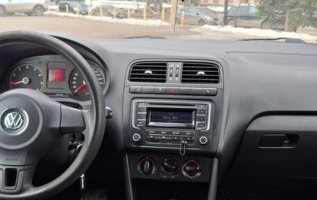 Volkswagen Polo VI (EU Market), 2013 год, 830 000 рублей, 10 фотография