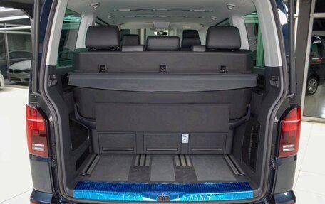 Volkswagen Multivan T6 рестайлинг, 2023 год, 5 670 000 рублей, 7 фотография