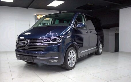 Volkswagen Multivan T6 рестайлинг, 2023 год, 5 670 000 рублей, 13 фотография