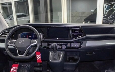 Volkswagen Multivan T6 рестайлинг, 2023 год, 5 670 000 рублей, 33 фотография