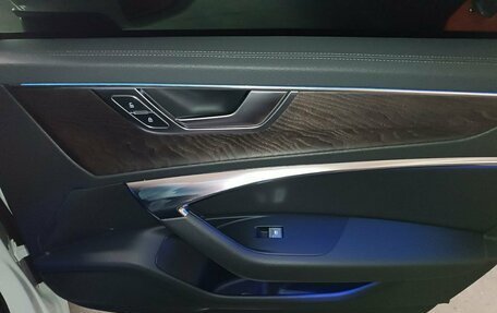 Audi A6, 2019 год, 3 800 000 рублей, 28 фотография