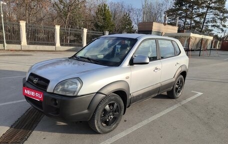 Hyundai Tucson III, 2004 год, 670 000 рублей, 3 фотография
