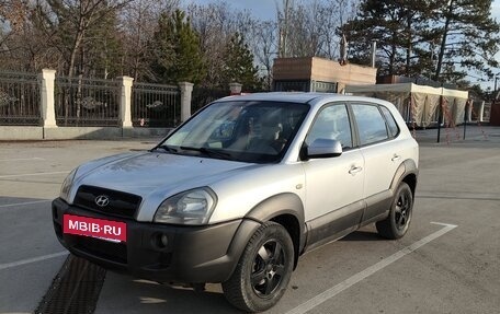 Hyundai Tucson III, 2004 год, 670 000 рублей, 11 фотография
