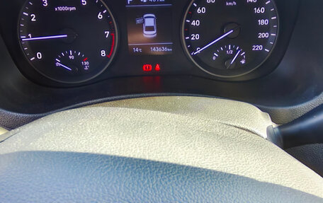 Hyundai Solaris II рестайлинг, 2017 год, 1 250 000 рублей, 11 фотография