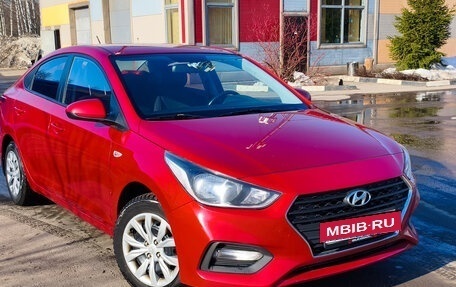 Hyundai Solaris II рестайлинг, 2017 год, 1 250 000 рублей, 4 фотография