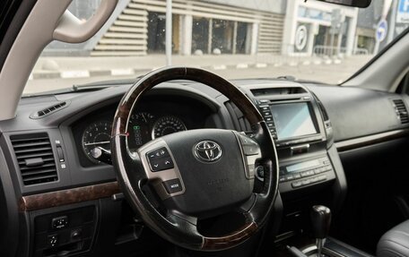 Toyota Land Cruiser 200, 2011 год, 3 480 000 рублей, 5 фотография