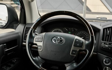 Toyota Land Cruiser 200, 2011 год, 3 480 000 рублей, 14 фотография