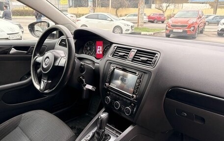 Volkswagen Jetta VI, 2012 год, 789 000 рублей, 11 фотография