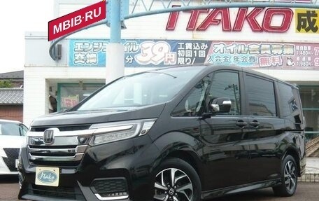 Honda Stepwgn IV, 2019 год, 1 650 000 рублей, 1 фотография