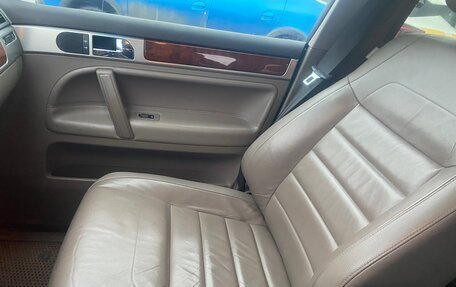 Volkswagen Touareg III, 2010 год, 960 000 рублей, 6 фотография