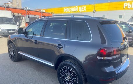 Volkswagen Touareg III, 2010 год, 960 000 рублей, 4 фотография