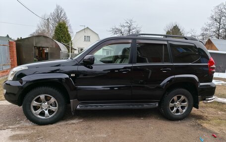 Toyota Land Cruiser Prado 120 рестайлинг, 2008 год, 2 870 000 рублей, 2 фотография