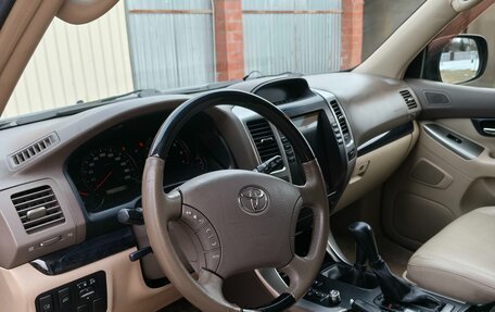 Toyota Land Cruiser Prado 120 рестайлинг, 2008 год, 2 870 000 рублей, 13 фотография