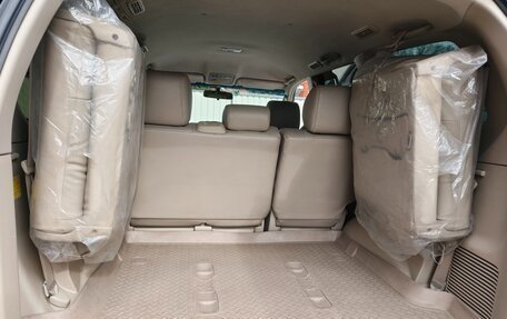 Toyota Land Cruiser Prado 120 рестайлинг, 2008 год, 2 870 000 рублей, 27 фотография