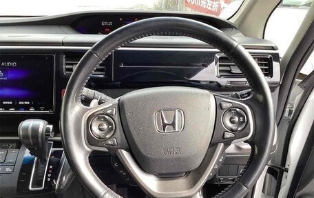 Honda Stepwgn IV, 2019 год, 1 600 000 рублей, 14 фотография