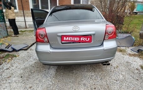 Toyota Avensis III рестайлинг, 2008 год, 650 000 рублей, 1 фотография