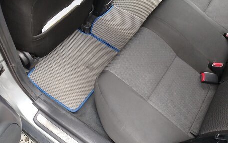 Toyota Avensis III рестайлинг, 2008 год, 650 000 рублей, 2 фотография