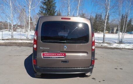 Renault Kangoo II рестайлинг, 2013 год, 850 000 рублей, 11 фотография