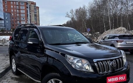 Toyota Land Cruiser Prado 150 рестайлинг 2, 2012 год, 2 299 000 рублей, 2 фотография
