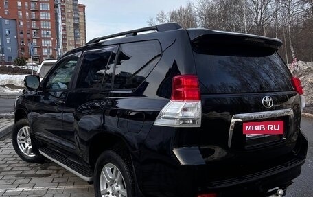 Toyota Land Cruiser Prado 150 рестайлинг 2, 2012 год, 2 299 000 рублей, 5 фотография