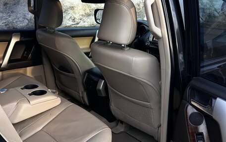 Toyota Land Cruiser Prado 150 рестайлинг 2, 2012 год, 2 299 000 рублей, 8 фотография