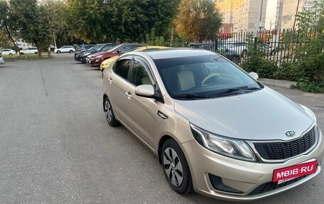 KIA Rio III рестайлинг, 2012 год, 680 000 рублей, 2 фотография