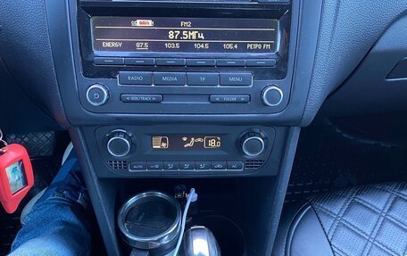 Volkswagen Polo VI (EU Market), 2012 год, 550 000 рублей, 3 фотография