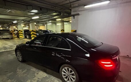 Mercedes-Benz E-Класс, 2017 год, 2 400 000 рублей, 3 фотография