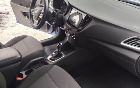 Hyundai Solaris II рестайлинг, 2018 год, 1 400 000 рублей, 6 фотография