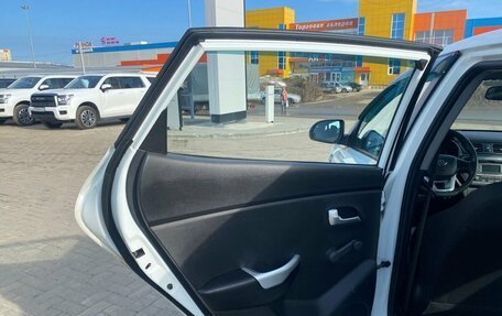 KIA Rio III рестайлинг, 2013 год, 900 000 рублей, 12 фотография