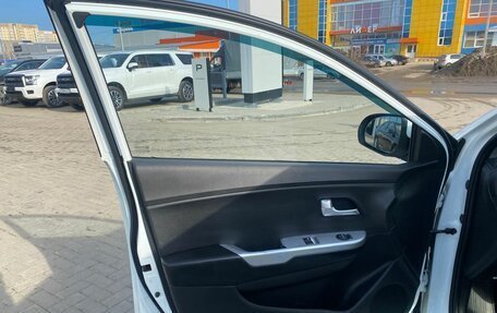 KIA Rio III рестайлинг, 2013 год, 900 000 рублей, 14 фотография