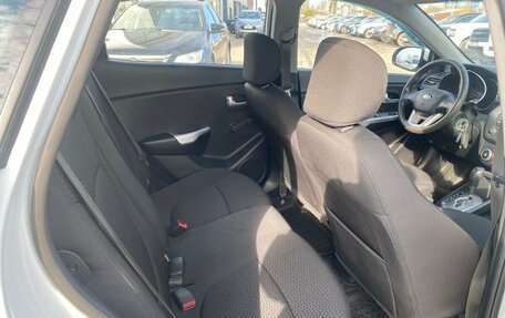 KIA Rio III рестайлинг, 2013 год, 900 000 рублей, 11 фотография