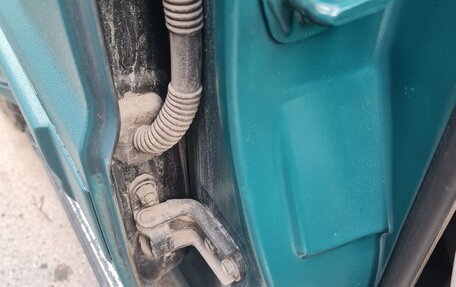 Nissan Patrol, 1998 год, 900 000 рублей, 20 фотография