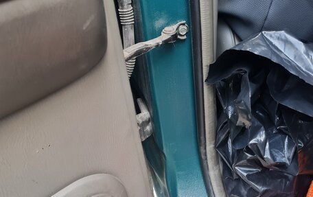 Nissan Patrol, 1998 год, 900 000 рублей, 23 фотография